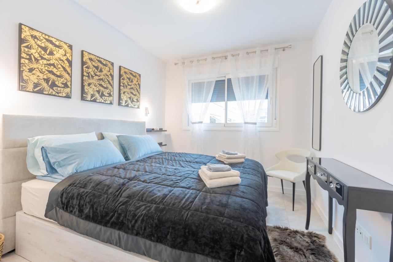 Marbella Luxury Brand New 2-Bedroom Apartment, 3 Min Walk To The Beach! Luaran gambar