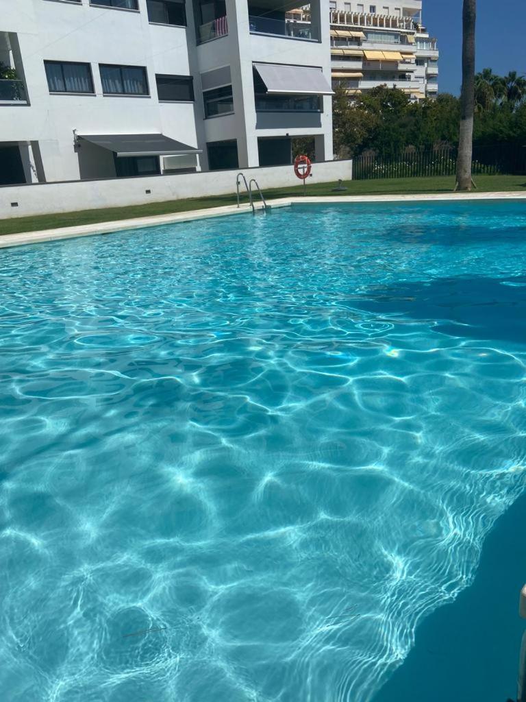 Marbella Luxury Brand New 2-Bedroom Apartment, 3 Min Walk To The Beach! Luaran gambar